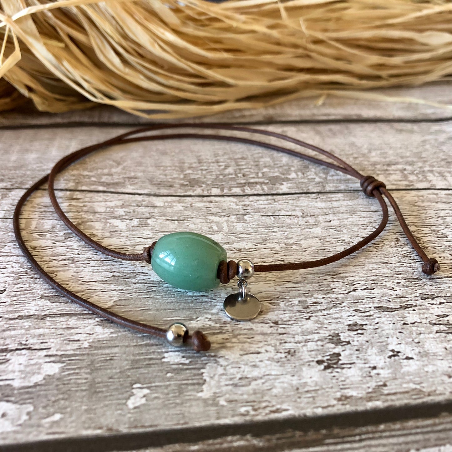 Collier 'Chocker' en aventurine sur cordon cuir