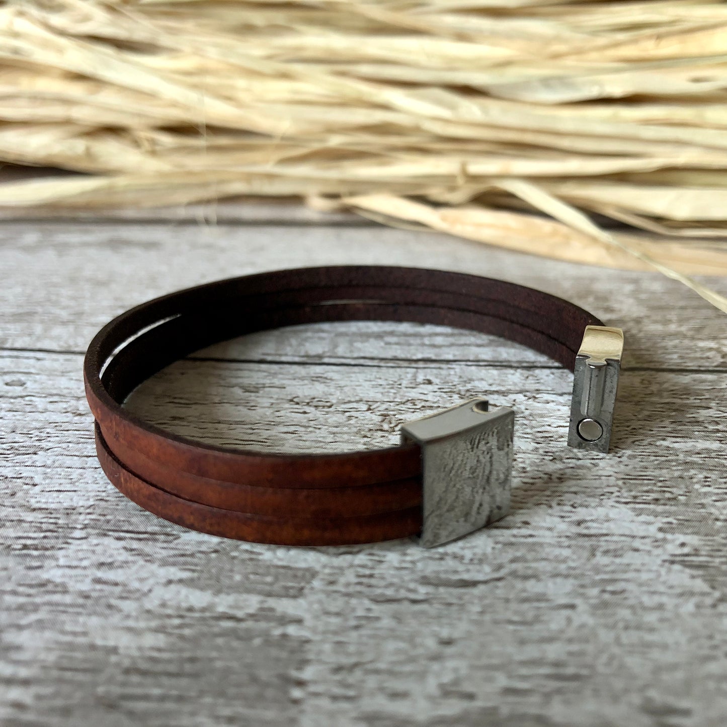 Mahogany 3 Strands leather bracelet