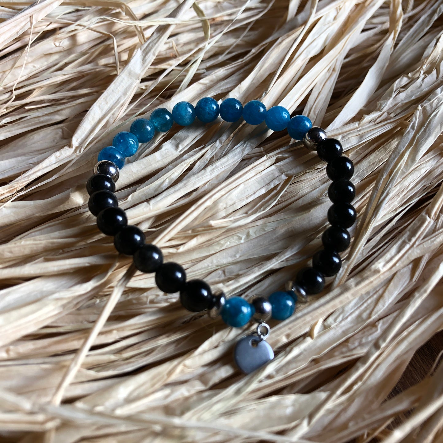 Obsidian - Apatite ‘Trinity’ bracelet